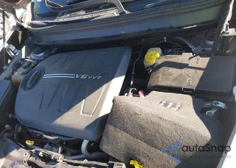 2017 Jeep Cherokee Sport 4X4 from USA, damaged, VIN 1C4PJMAS4HW584480